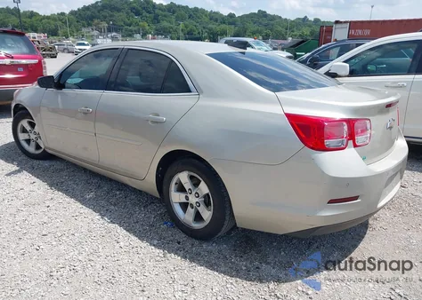 2015 Chevrolet Malibu Ls z USA, uszkodzony, nr VIN 1G11B5SL2FF236182